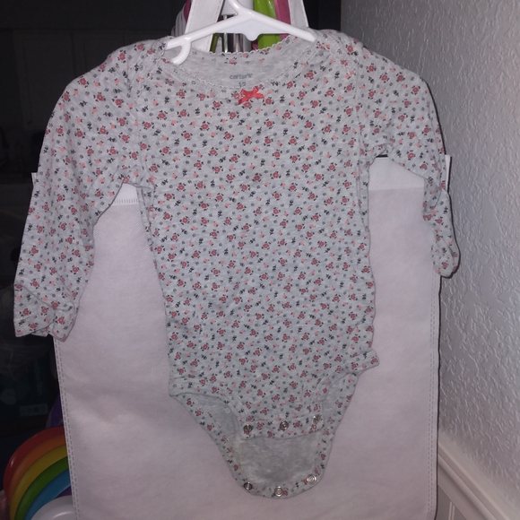 Carter's Floral Print Kids Onesie - Gray and Red 12 Months EUC - Picture 1 of 3